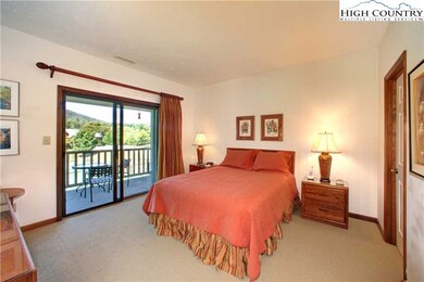 289 Evergreen Dr unit 7, Blowing Rock, NC 28605 - photo 6