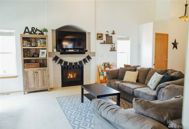 405 Callendar St NW, Orting, WA 98360 - photo 4