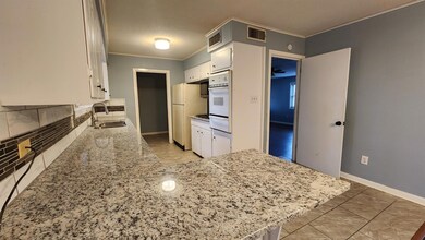 10 Azalea Dr, Texarkana, TX 75503 - photo 3