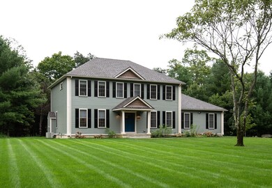 249 Sylvester Rd, Florence, MA 01062 - photo 2