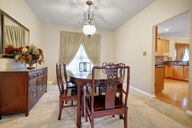9 Gristmill Rd Howell NJ 07731-large-032