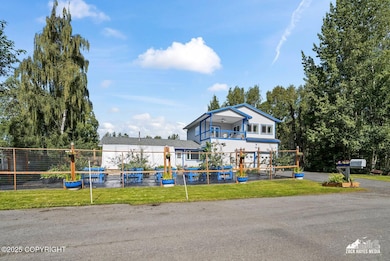 2511 Abbey Ln, Anchorage, AK 99517 - photo 2