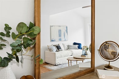 259 Shepard Way NW unit 204, Bainbridge Island, WA 98110 - photo 5