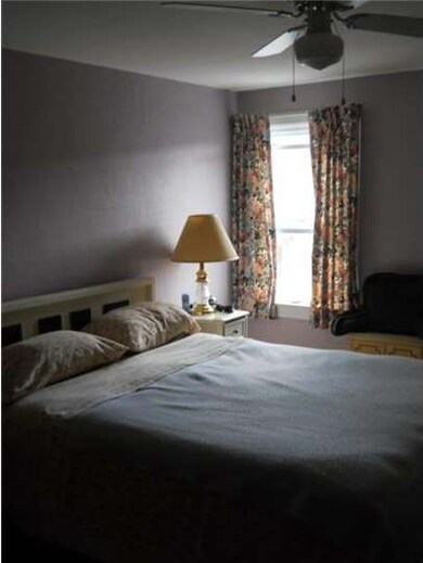 257 Brown St, Tamaqua, PA 18252 - photo 4