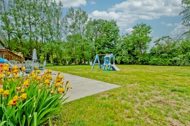 72 Elizabeth St, Feeding Hills, MA 01030 - photo 7