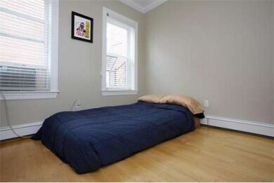23 Margaret St unit 4, Boston, MA 02113 - photo 4