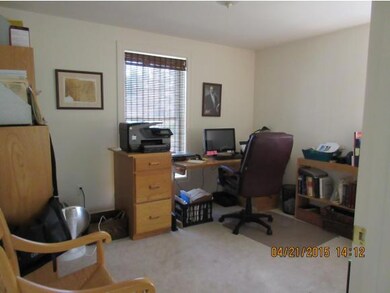 46 Dixon Dr unit 34, Litchfield, NH 03052 - photo 6