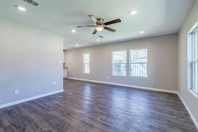 1020 W Ford St, Denison, TX 75020 - photo 3