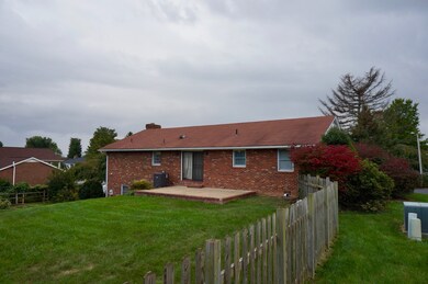 842 Star Crest Dr, Harrisonburg, VA 22802 - photo 3