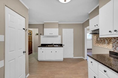 907 Franklin St unit 1, Melrose, MA 02176 - photo 7