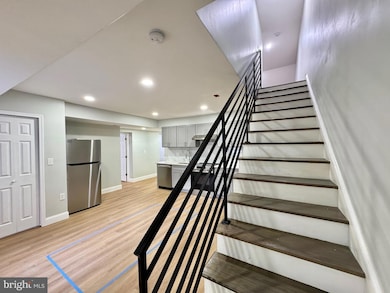 1024 Race St unit 3A, Philadelphia, PA 19107 - photo 4