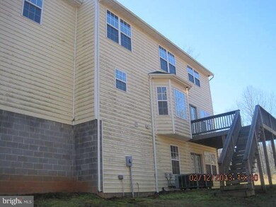 239 Laurel Acres Ln, Louisa, VA 23093 - photo 2