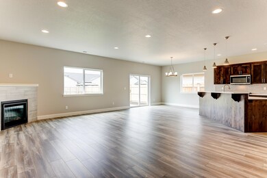 4846 SW Yew Place unit Lot 8, Redmond, OR 97756 - photo 7