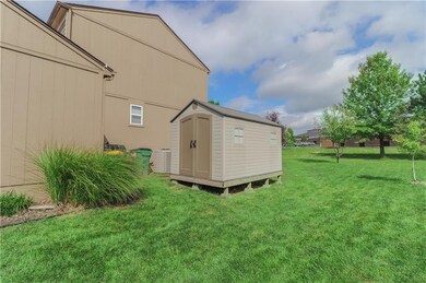 5536 Lakeridge, Shawnee, KS 66218 - photo 4