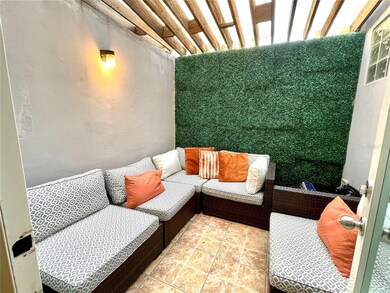 1158 Ave Magdalena, San Juan, PR 00907 - photo 2