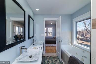 Amazing master bedroom bathroom [en suite] - quart