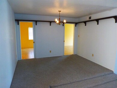 6_Dining Room