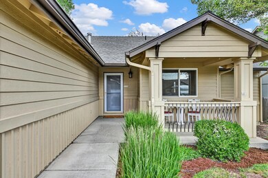 1927 SW 38th St, Redmond, OR 97756 - photo 2