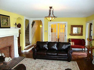 93 Parkwood Ave, Columbus, OH 43203 - photo 3