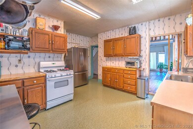 610 S Lombard Ln, Skiatook, OK 74070 - photo 6