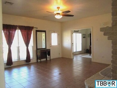 911 Wagon Wheel Dr, Copperas Cove, TX 76522 - photo 7