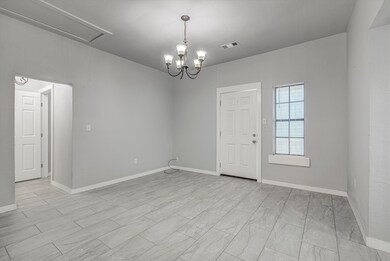 1708 19th St unit 2, Galveston, TX 77550 - photo 6