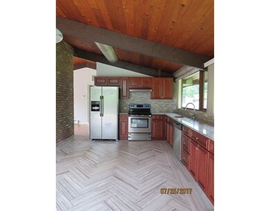 131 Avis Ave, Dracut, MA 01826 - photo 7