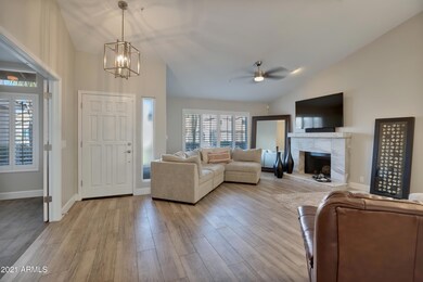 Living area :Front Foyer