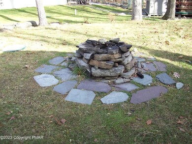 206 High Ridge Rd, Dingmans Ferry, PA 18328 - photo 5