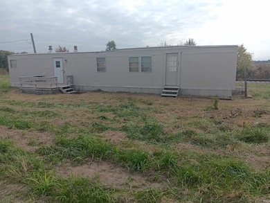 4785 E Wheatland Rd, Vincennes, IN 47591 - photo 2