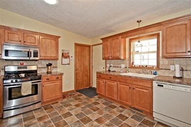 1297 Richfield Ct SW, Byron Center, MI 49315 - photo 5