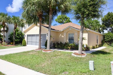 5604 Azalea Cir, West Palm Beach, FL 33415 - photo 2