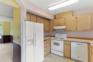 10 E Casino Rd unit B7, Everett, WA 98208 - photo 6