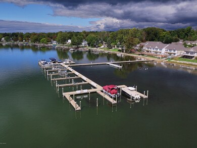 16115 Shoreview Dr unit 18, Spring Lake, MI 49456 - photo 3