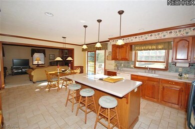 2015 Deer Creek Run, Cortland, OH 44410 - photo 7