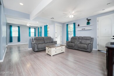 07_Living-Room_02