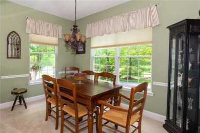 2337 Hollow View Dr, Easton, PA 18040 - photo 4