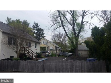 711 Pennsylvania Ave, Southampton, PA 18966 - photo 3