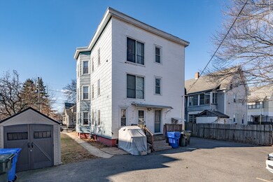 11-13 Parkside St, Springfield, MA 01104 - photo 6