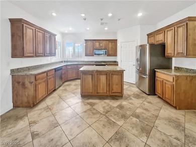 10056 Cranbrook Falls Ct, Las Vegas, NV 89148 - photo 3