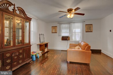 522 S Main St, Chambersburg, PA 17201 - photo 6