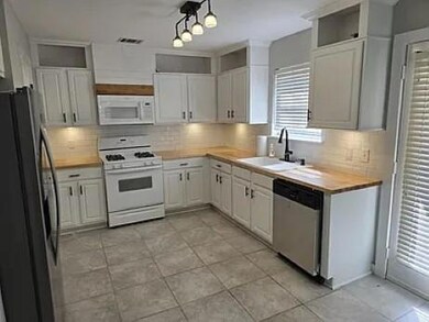 811 Chiselpoint Cove, Round Rock, TX 78681 - photo 4