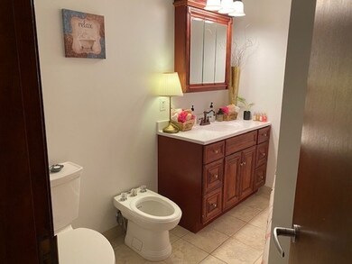 1092 Broadway unit 4, Somerville, MA 02144 - photo 7