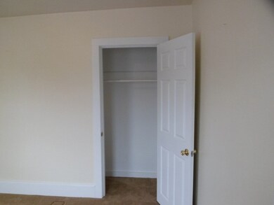 2 Evergreen St unit 4, Kingston, MA 02364 - photo 6