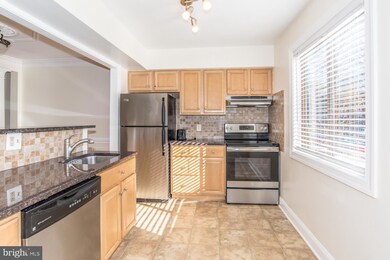 2306 Emerald Heights Ct, Reston, VA 20191 - photo 7