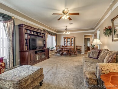 1123 E 9th St, Okmulgee, OK 74447 - photo 7