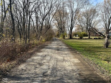 2948 Sapphire Blvd, Indianapolis, IN 46268 - photo 4