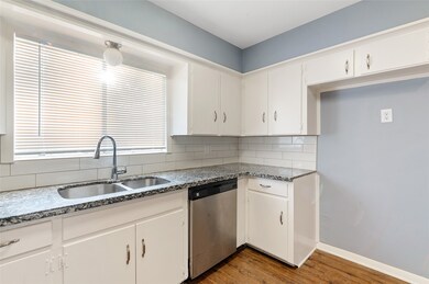 10502 Royal Oaks Dr, Houston, TX 77016 - photo 6