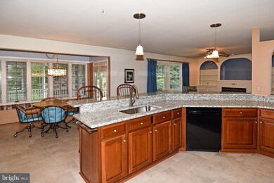 219 Dover Rd, Warrenton, VA 20186 - photo 6