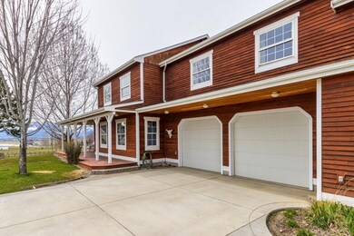 674 Bittersweet Way